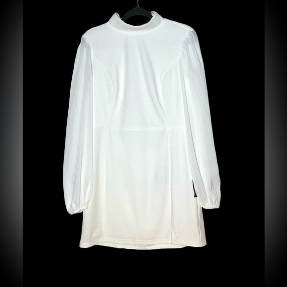 NWT Lulus Exceptionally Flirty White Long Sleeve Backless Mini Dress, Size XL - Picture 4 of 14